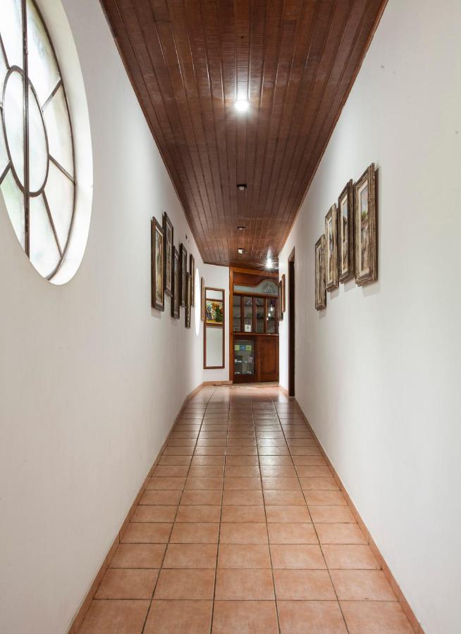 Giprita Wellness Hotel אובטובה מראה חיצוני תמונה